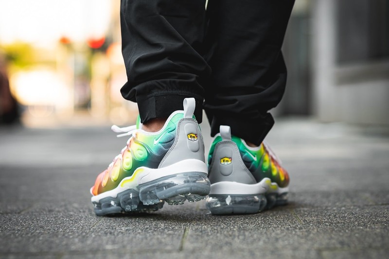 Nike air vapormax cheap plus neptune green